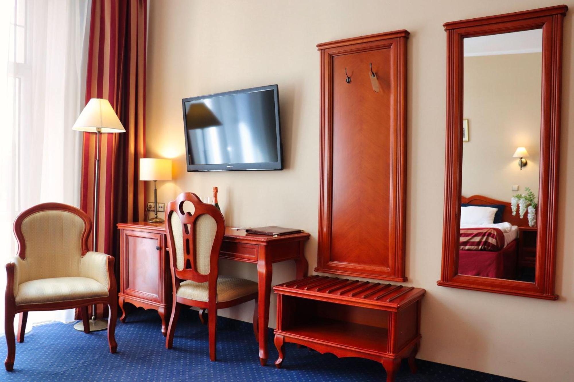 Hotel Europejski Wroclaw Centrum Экстерьер фото