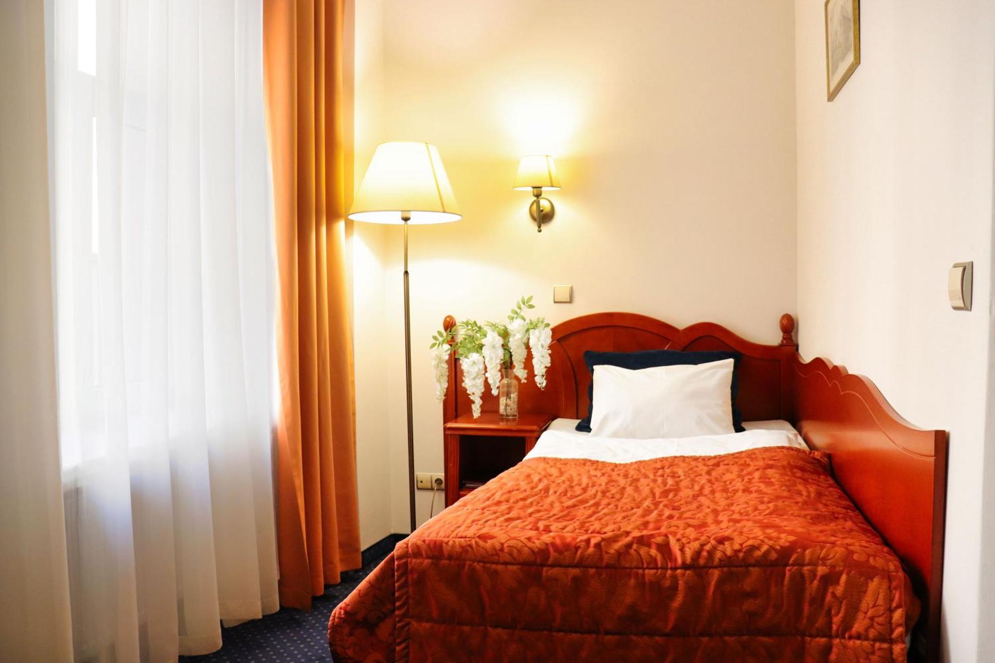 Hotel Europejski Wroclaw Centrum Экстерьер фото